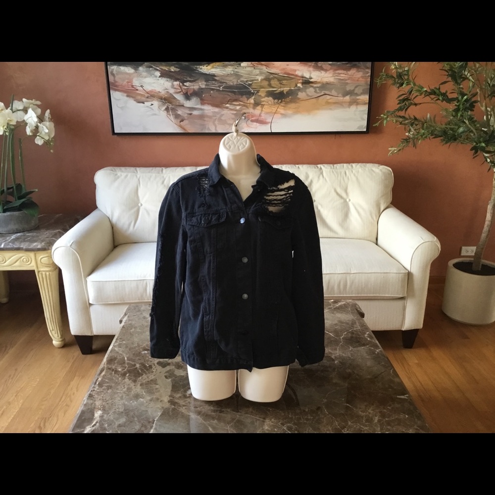 Fashion Nova Distressed Jean Jacket